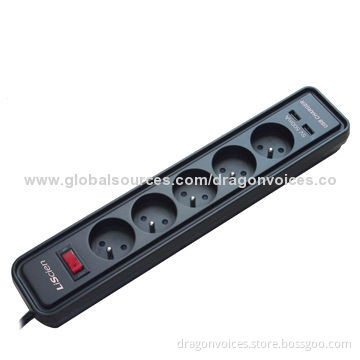 5-way Power Strip with Overload Protection, 2 USB Charger Ports, French Type